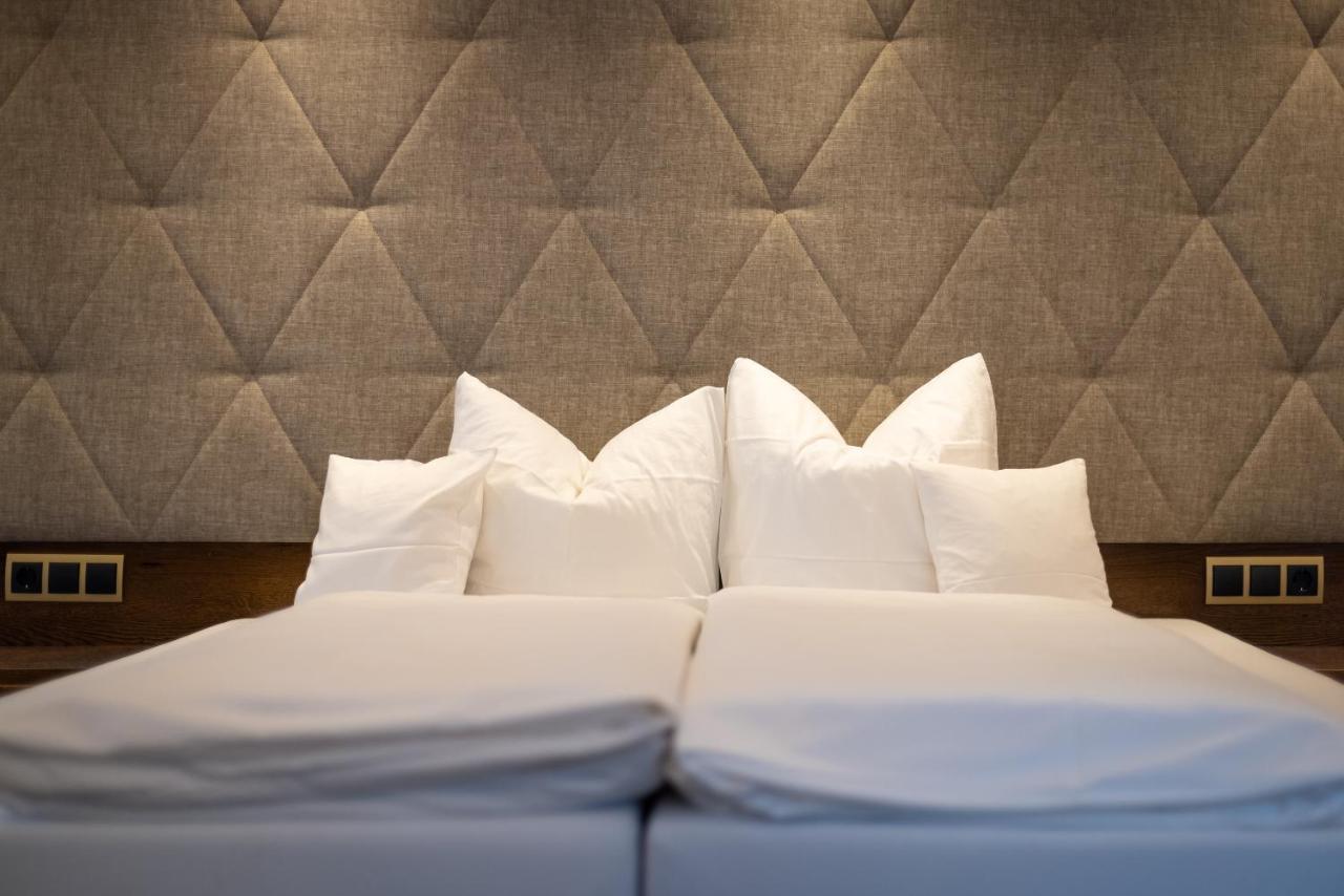 Strass - Sport & Spa Hotel Mayrhofen Eksteriør bilde