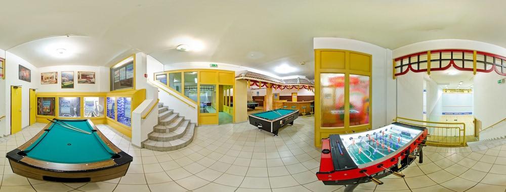 Strass - Sport & Spa Hotel Mayrhofen Eksteriør bilde