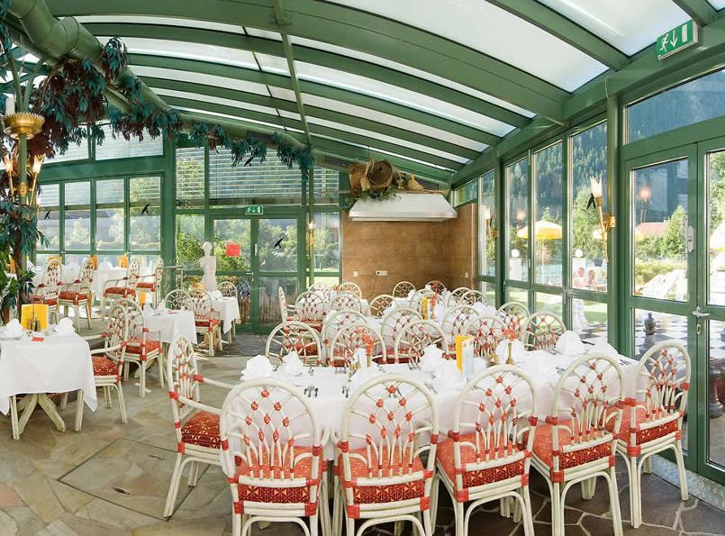 Strass - Sport & Spa Hotel Mayrhofen Eksteriør bilde