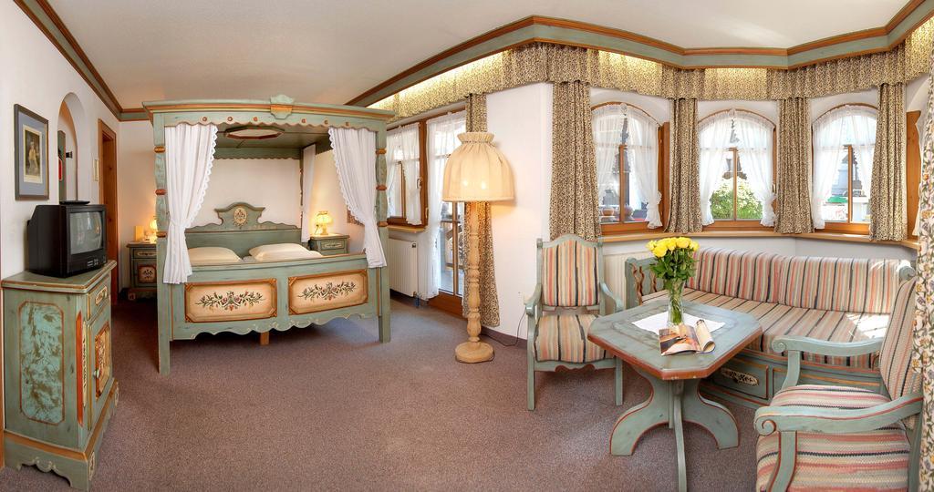 Strass - Sport & Spa Hotel Mayrhofen Eksteriør bilde