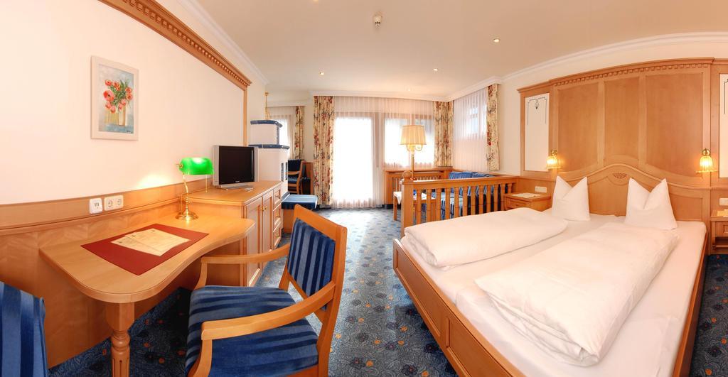 Strass - Sport & Spa Hotel Mayrhofen Eksteriør bilde