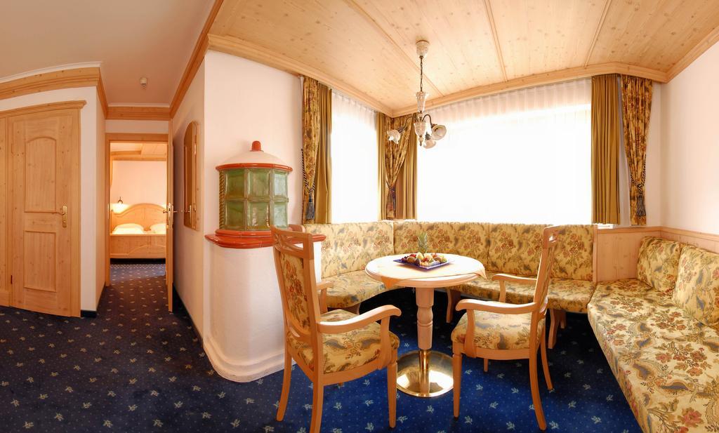 Strass - Sport & Spa Hotel Mayrhofen Eksteriør bilde